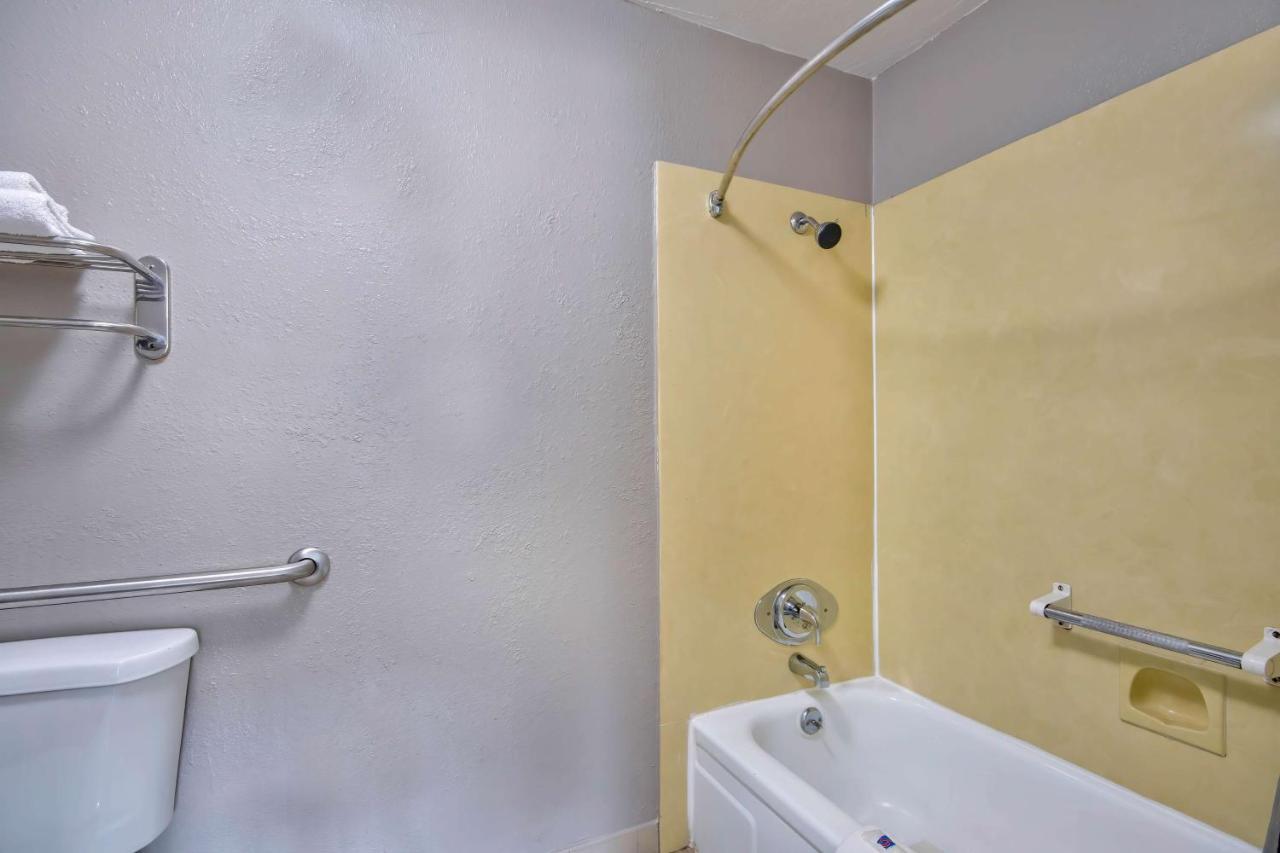Motel 6 Bossier City, La Экстерьер фото